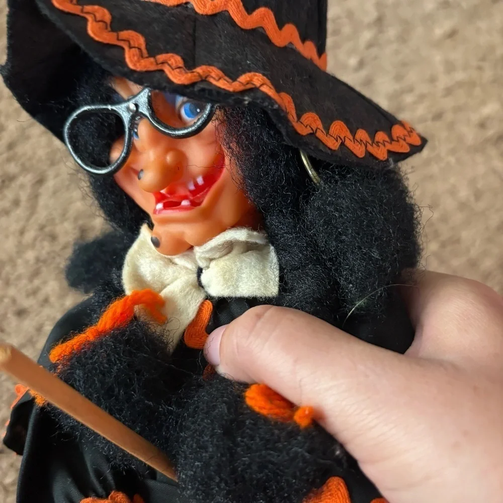 Vintage witch kitschy